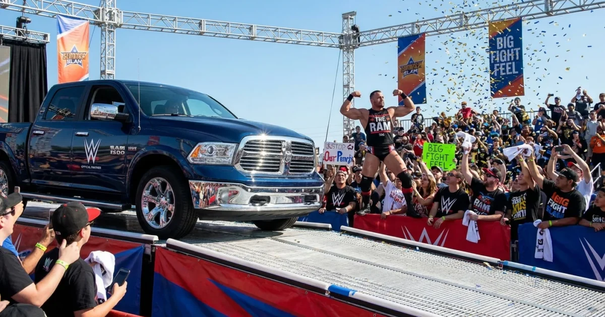 cenas-emotional-farewell-shakes-wwe-1-1765676551