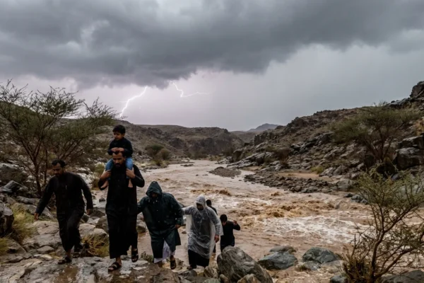 flood-warning-atmospheric-rivers-storm-bram-threats-1-1765248499