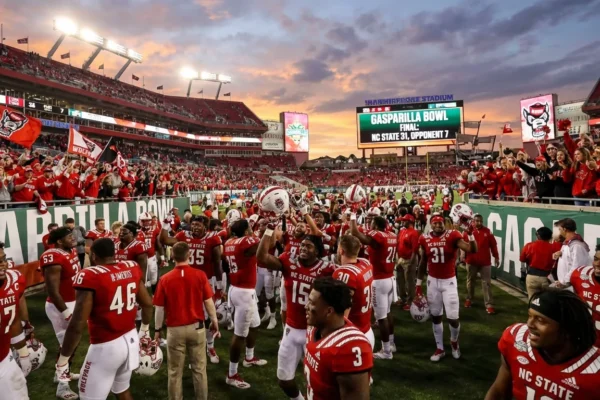 nc-state-dominates-memphis-wins-gasparilla-bowl-31-7-1-1766187815