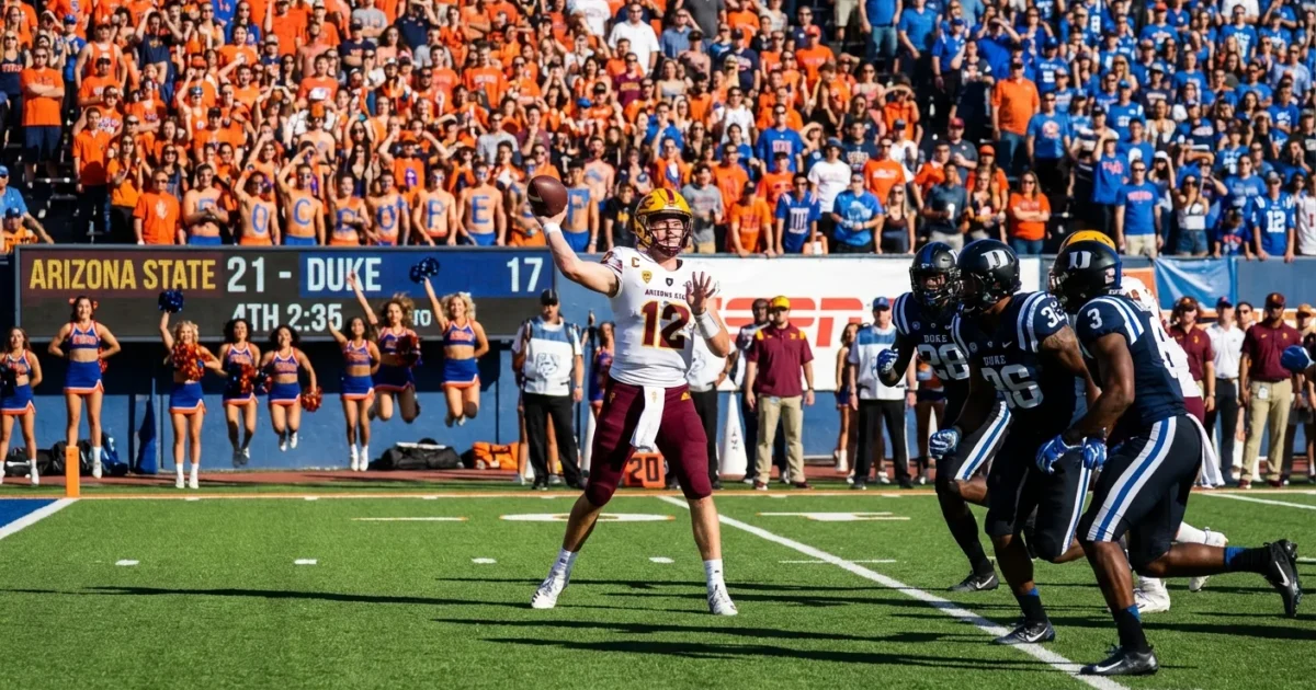 nye-college-football-bowls-cfp-showdown-1-1767205151