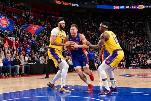 pistons-vs-lakers-odds-injury-impact-late-night-clash-1-1767152314