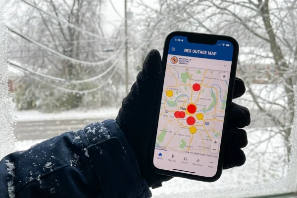 ice-coats-nashville-nes-outage-map-spikes-1-1769355675