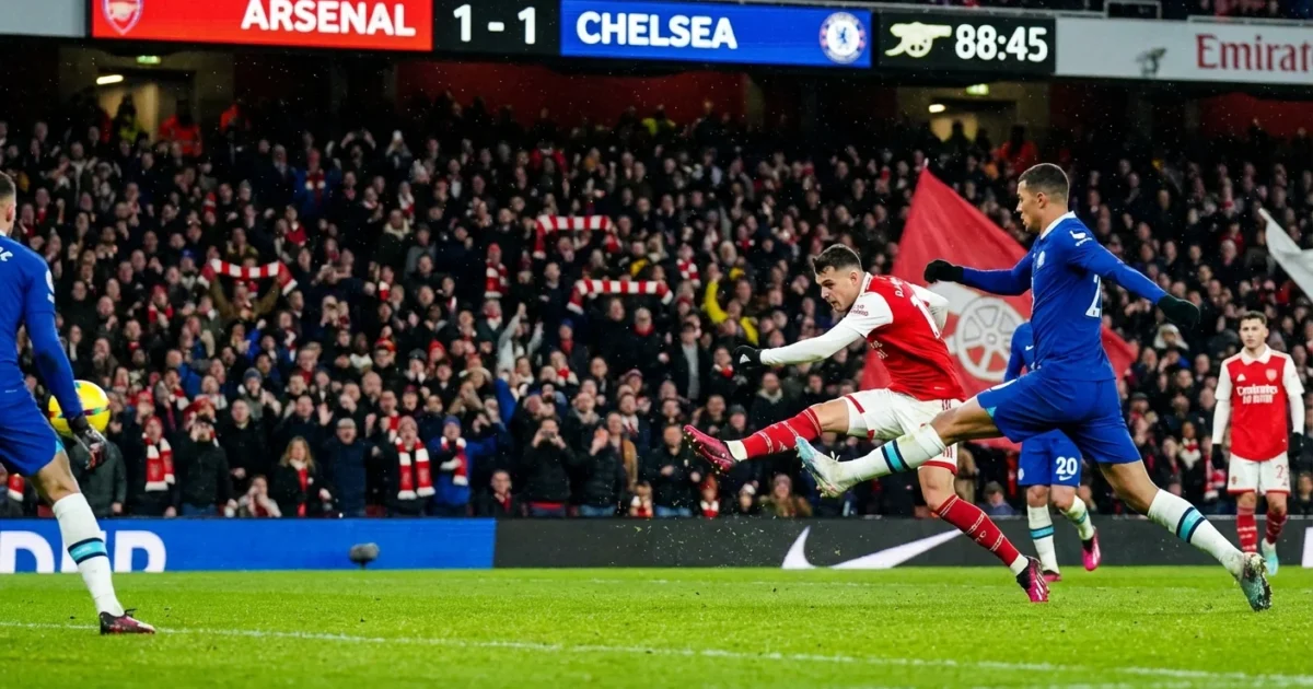 london-derby-lights-carabao-cup-semi-1-1768434015