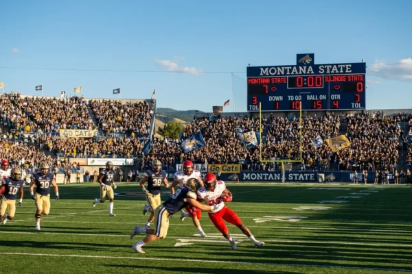 montana-state-leads-fcs-title-game-early-1-1767667340